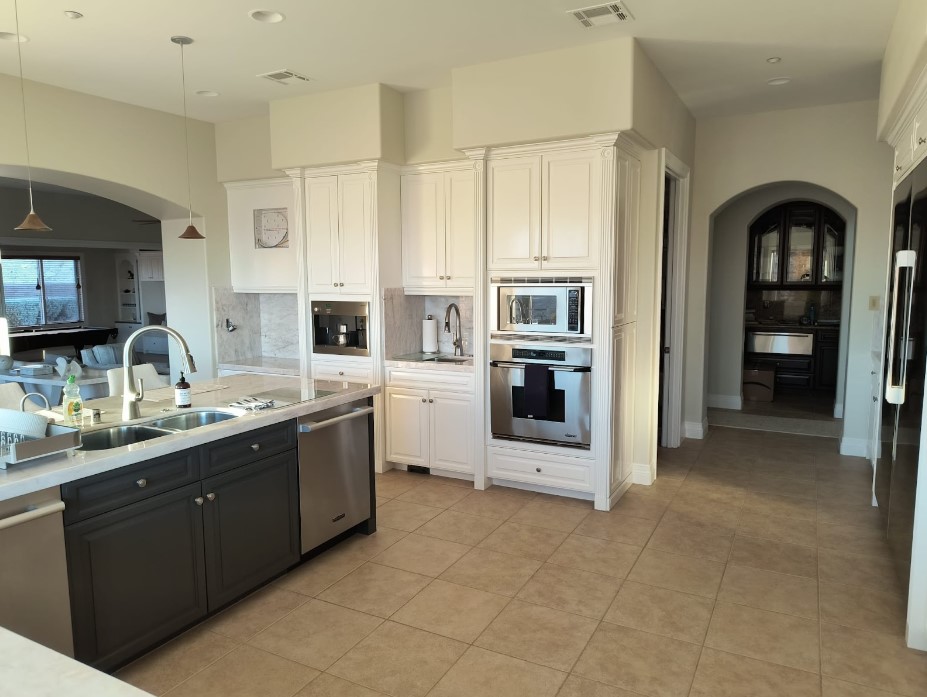 Cabinet painting in Las Vegas